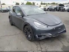 7SAYGDEF0NF439519 2022 TESLA MODEL Y