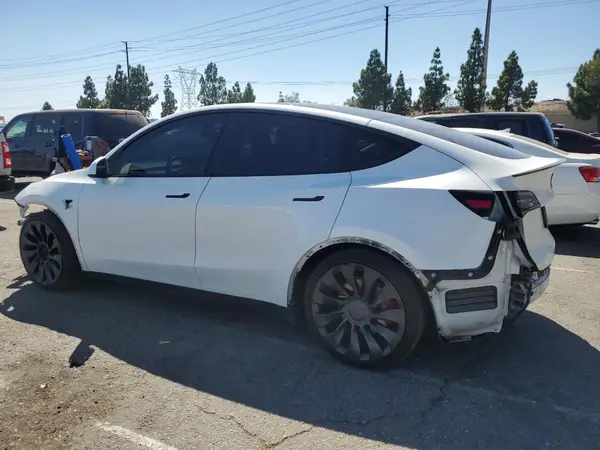 7SAYGDEF0NF443280 2022 TESLA MODEL Y - Image 2
