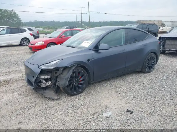 7SAYGDEF0NF446700 2022 TESLA MODEL Y - Image 2