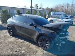 7SAYGDEF0NF447460 2022 TESLA MODEL Y
