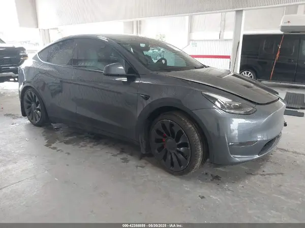 7SAYGDEF0NF451010 2022 TESLA MODEL Y - Image 1