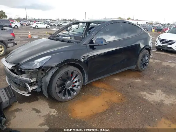 7SAYGDEF0NF451086 2022 TESLA MODEL Y - Image 2