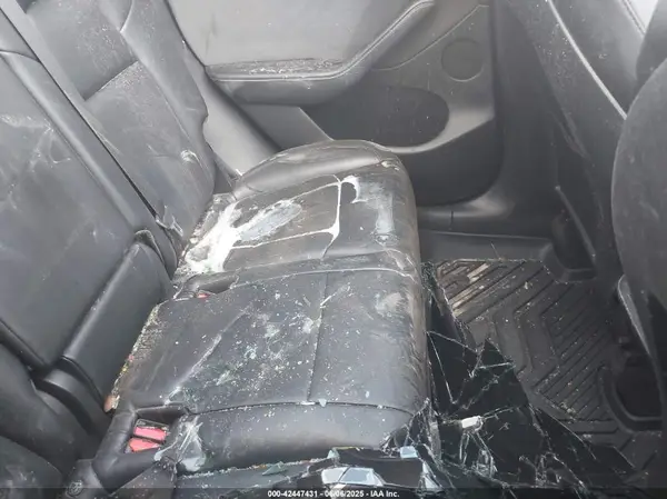 7SAYGDEF0NF451671 2022 TESLA MODEL Y - Image 8