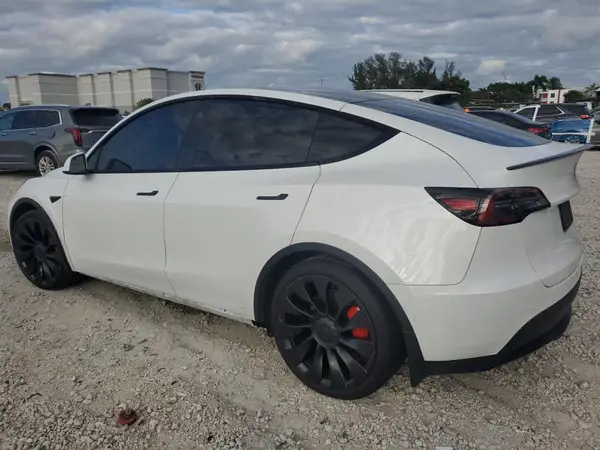 7SAYGDEF0NF455820 2022 TESLA MODEL Y - Image 2