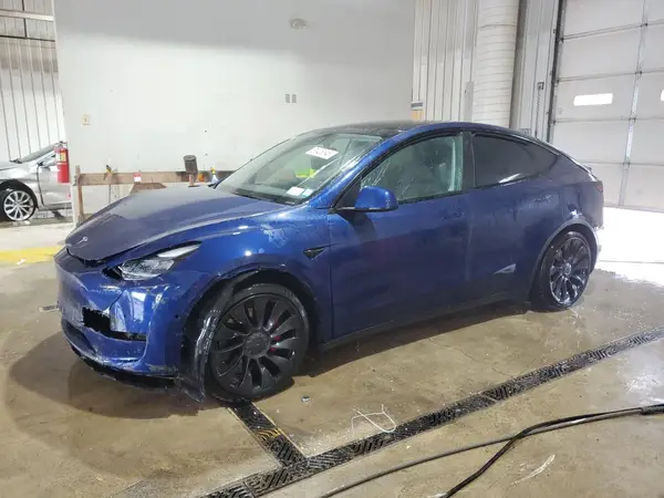 7SAYGDEF0NF460726 2022 TESLA MODEL Y - Image 1