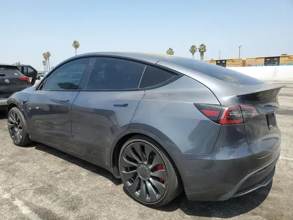 7SAYGDEF0NF486422 2022 TESLA MODEL Y - Image 2