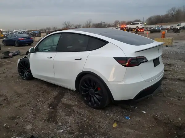7SAYGDEF0NF487778 2022 TESLA MODEL Y - Image 2