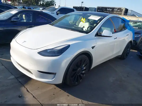 7SAYGDEF0NF488560 2022 TESLA MODEL Y - Image 2