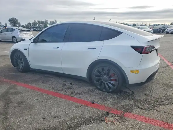 7SAYGDEF0NF489465 2022 TESLA MODEL Y - Image 2