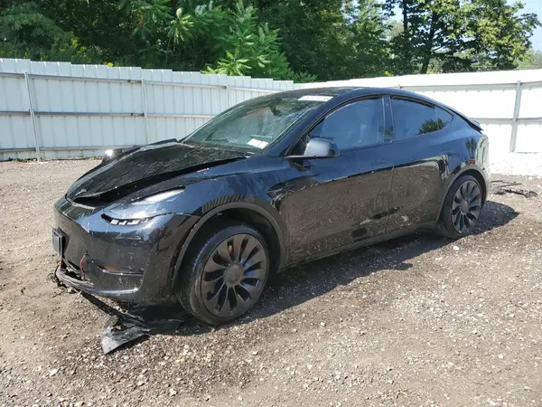 7SAYGDEF0NF516440 2022 TESLA MODEL Y - Image 1