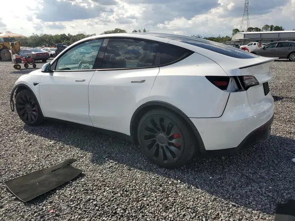 7SAYGDEF0NF517779 2022 TESLA MODEL Y - Image 2