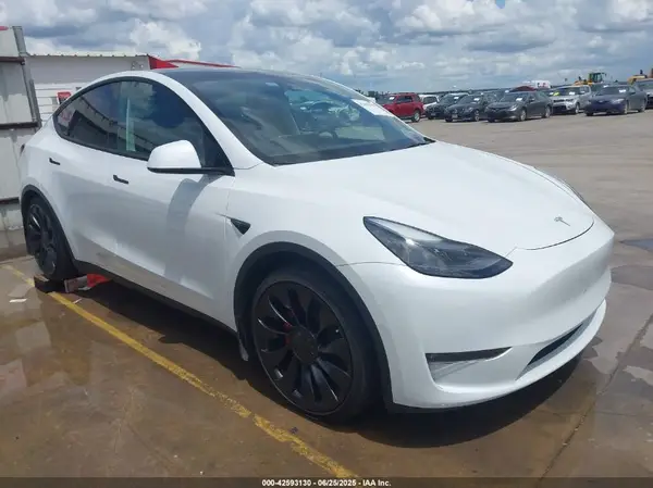 7SAYGDEF0NF530905 2022 TESLA MODEL Y - Image 1