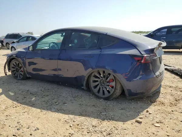 7SAYGDEF0NF537627 2022 TESLA MODEL Y - Image 2
