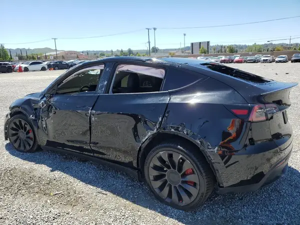 7SAYGDEF0NF540933 2022 TESLA MODEL Y - Image 2