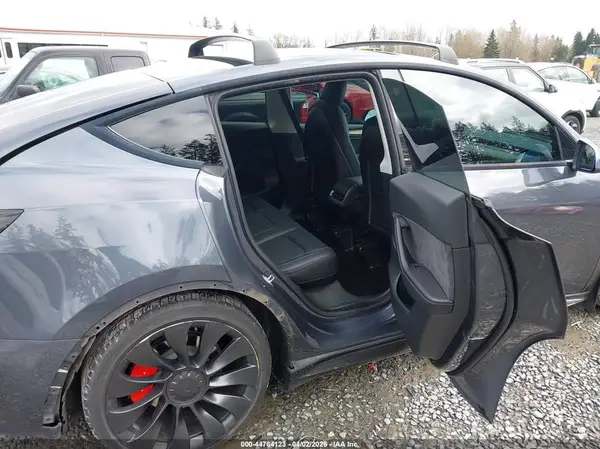 7SAYGDEF0NF543492 2022 TESLA MODEL Y - Image 8