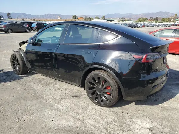 7SAYGDEF0NF544173 2022 TESLA MODEL Y - Image 2