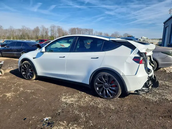 7SAYGDEF0NF544612 2022 TESLA MODEL Y - Image 2