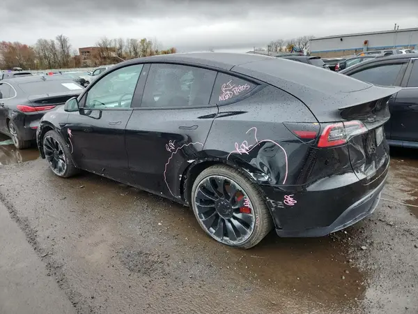 7SAYGDEF0NF559045 2022 TESLA MODEL Y - Image 2