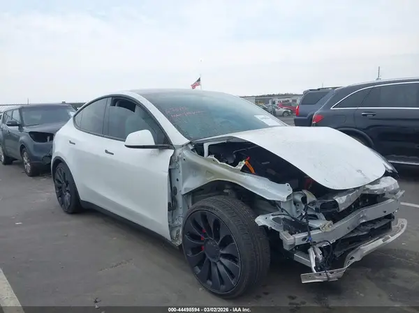 7SAYGDEF0NF570790 2022 TESLA MODEL Y - Image 1
