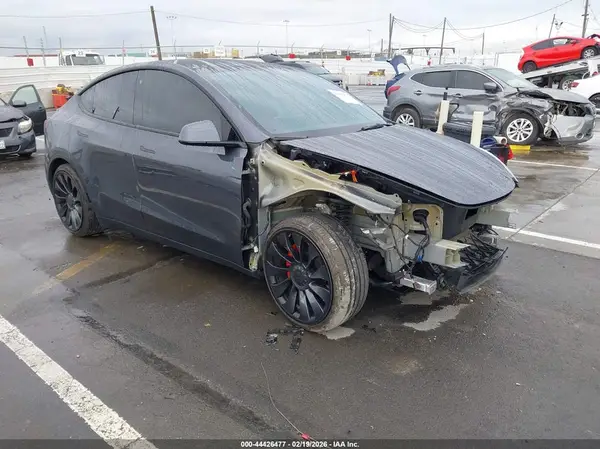 7SAYGDEF0PF607050 2023 TESLA MODEL Y - Image 1