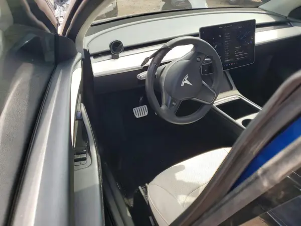 7SAYGDEF0PF616332 2023 TESLA MODEL Y - Image 8