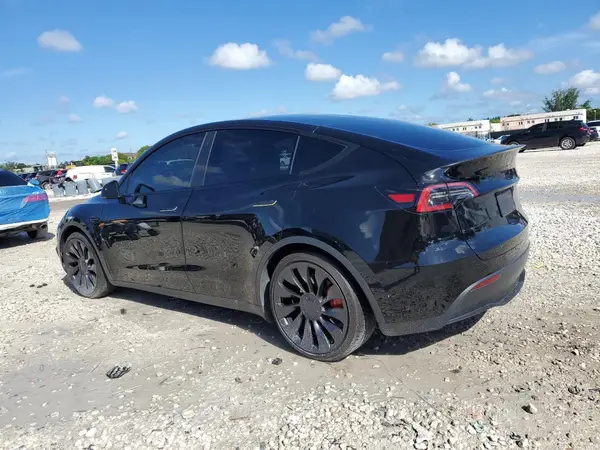 7SAYGDEF0PF660573 2023 TESLA MODEL Y - Image 2