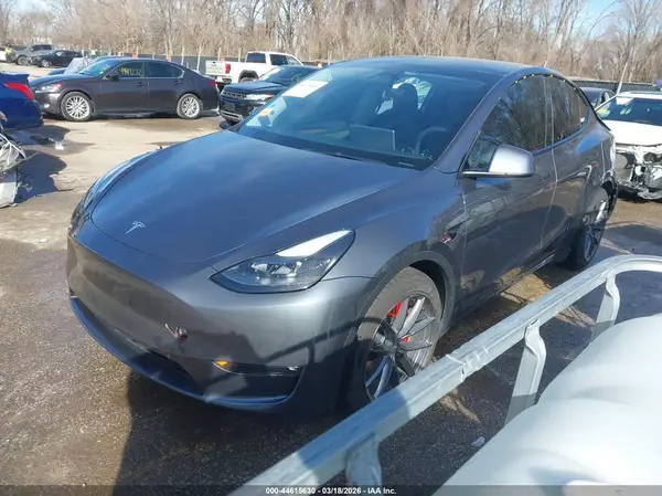 7SAYGDEF0PF662811 2023 TESLA MODEL Y - Image 2