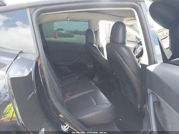 7SAYGDEF0PF668575 2023 TESLA MODEL Y - Image 8