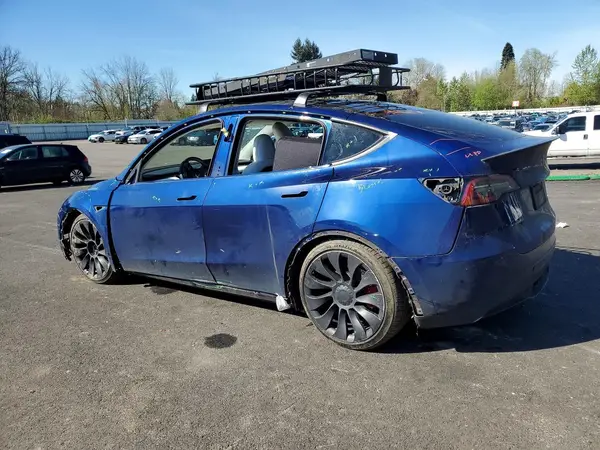 7SAYGDEF0PF705639 2023 TESLA MODEL Y - Image 2