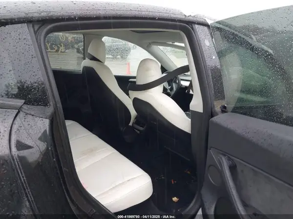 7SAYGDEF0PF715703 2023 TESLA MODEL Y - Image 8