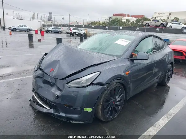 7SAYGDEF0PF774282 2023 TESLA MODEL Y - Image 2