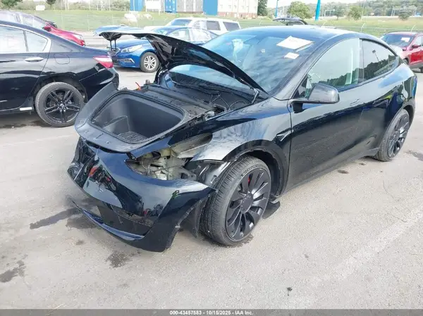 7SAYGDEF0PF783208 2023 TESLA MODEL Y - Image 2