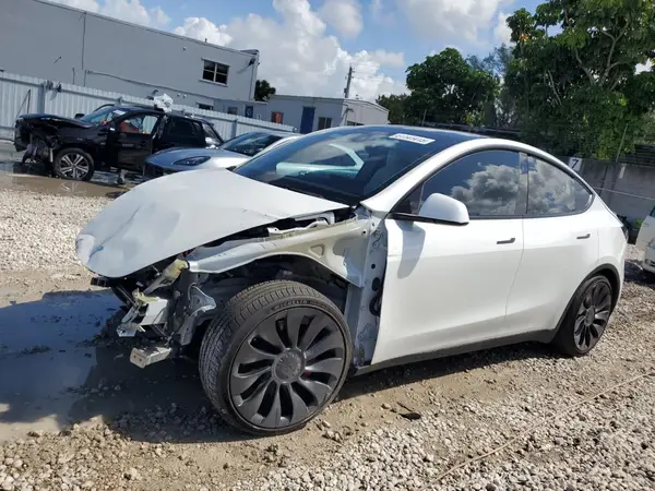 7SAYGDEF0PF832570 2023 TESLA MODEL Y - Image 1