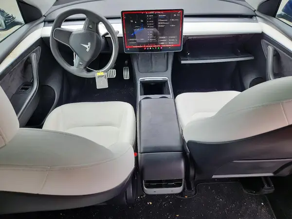 7SAYGDEF0PF838417 2023 TESLA MODEL Y - Image 8