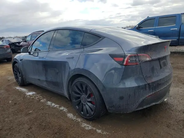 7SAYGDEF0PF839101 2023 TESLA MODEL Y - Image 2