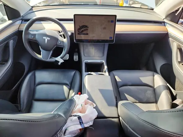 7SAYGDEF0PF850132 2023 TESLA MODEL Y - Image 8