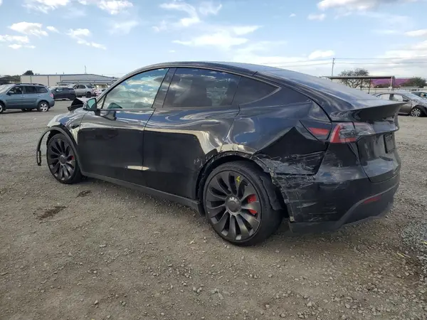 7SAYGDEF0PF874687 2023 TESLA MODEL Y - Image 2
