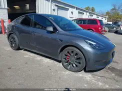 7SAYGDEF0PF880795 2023 TESLA MODEL Y