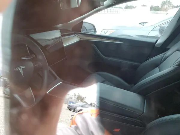 7SAYGDEF0PF889285 2023 TESLA MODEL Y - Image 8