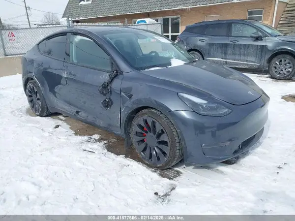 7SAYGDEF0PF898181 2023 TESLA MODEL Y - Image 1