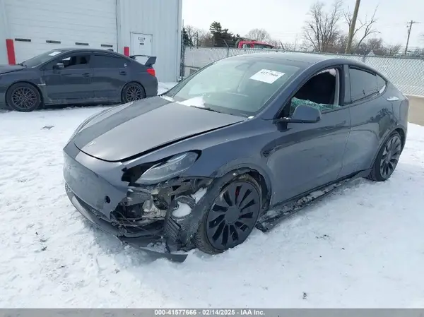 7SAYGDEF0PF898181 2023 TESLA MODEL Y - Image 2