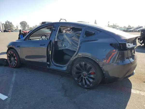 7SAYGDEF0PF903511 2023 TESLA MODEL Y - Image 2