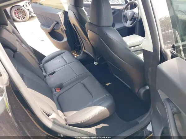 7SAYGDEF0PF925203 2023 TESLA MODEL Y - Image 8