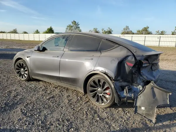 7SAYGDEF0PF943264 2023 TESLA MODEL Y - Image 2