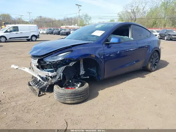 7SAYGDEF0RA267754 2024 TESLA MODEL Y - Image 2