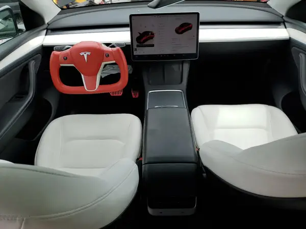7SAYGDEF0RA309209 2024 TESLA MODEL Y - Image 8