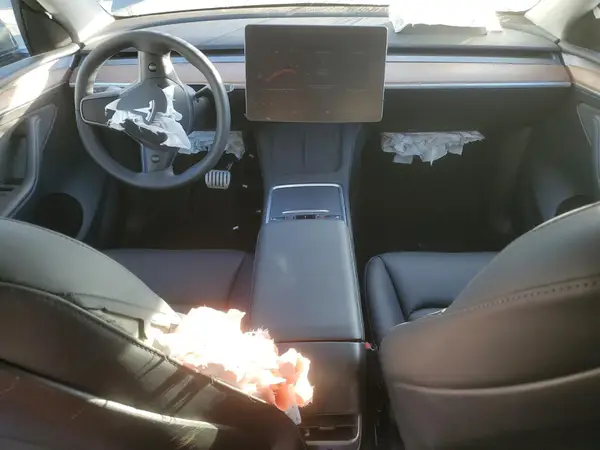 7SAYGDEF0RF024576 2024 TESLA MODEL Y - Image 8