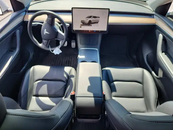 7SAYGDEF0RF034394 2024 TESLA MODEL Y - Image 8
