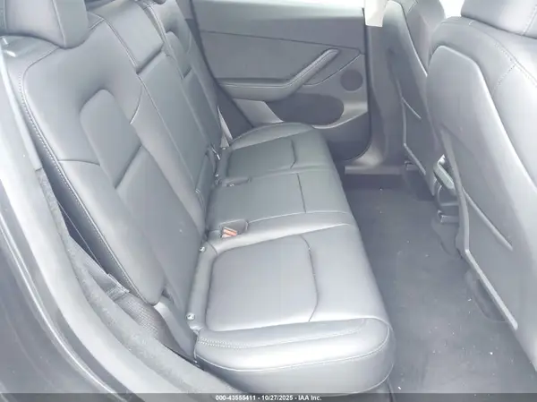 7SAYGDEF0RF037408 2024 TESLA MODEL Y - Image 8