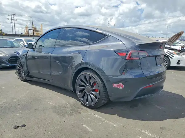 7SAYGDEF0RF059294 2024 TESLA MODEL Y - Image 2